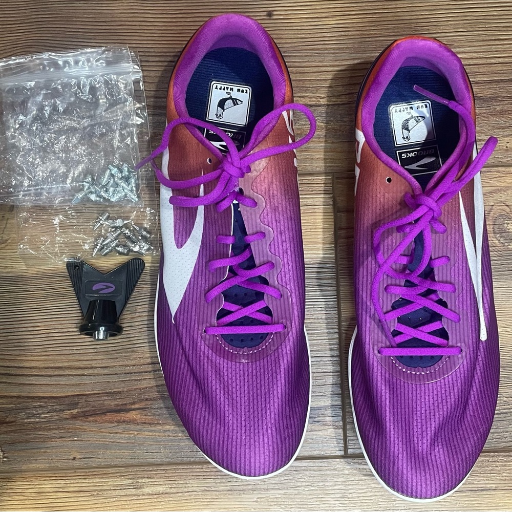 Brooks Mack 17 Track & Field Purple Size 9.5 Lightweight Spikes Performance New - Picture 7 of 12